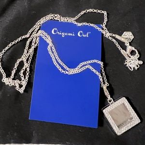 Origami Owl locket in king silver chain
